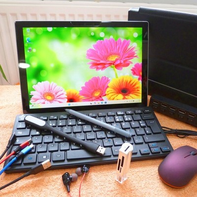 XL LOT MS Surface Pro 7 POWER Convertible l 12'' 2K TOUCH l Windows 11 SSD