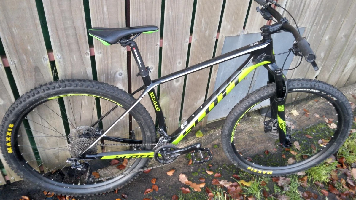 Scott Scale 900 Elite Carbon mtb L frame Shimano XT Serviced Delivery poss
