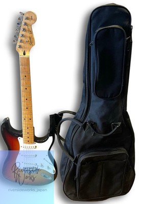 Rare Squier by Fender Stratocaster Silver Series