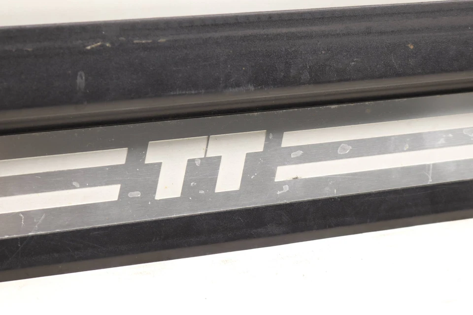 AUDI TT QUATTRO 1999-2006 - ALFÉIZAR DE PUERTA DERECHO / placa de desgaste 8N8853492 Foto 3 de 4