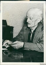 1941 Jakob Nabel Born In Hungary Becomes Citizen At Age 106 Government 5X7 Photo