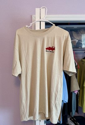 Dodge 1969 Daytona Challenger Graphic Shirt Sleeve Tshirt. Tan. Mens LG. NWT