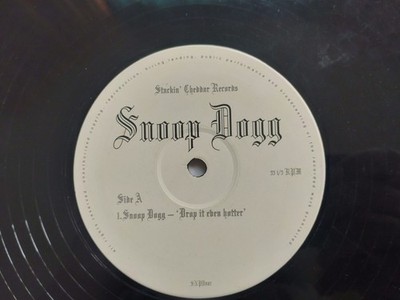Snoop Dogg    Drop It Even Hotter 12 vinyl Unofficial Release Stackin Cheddar