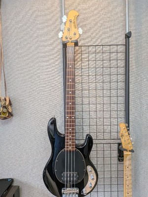 MUSICMAN StingRay USA Safe packing!