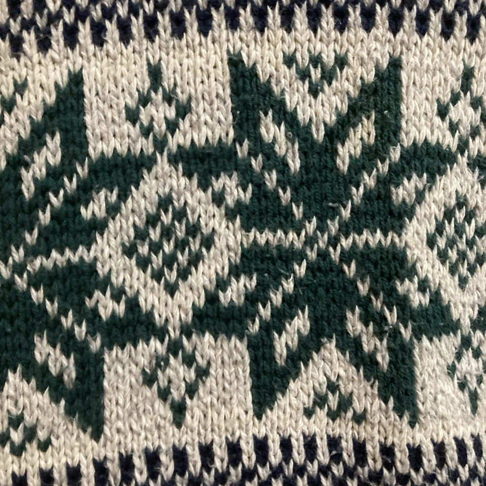 Vintage Northwest Territory 100% Cotton Sweater Large Red Green - Image 3 of 4