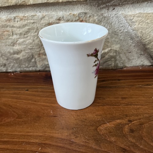 Vintage China 3 1/2” Slender Cup Pink Rose Leave Unmarked - Picture 5 of 16