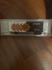 Micro-Trains 74020 N Scale 40' Std Box Car - CP Rail "Mandarin Orange Express"