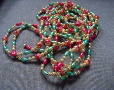 Contemporary Plastic  Metallic Beaded Christmas Tree Decorating String Garland
