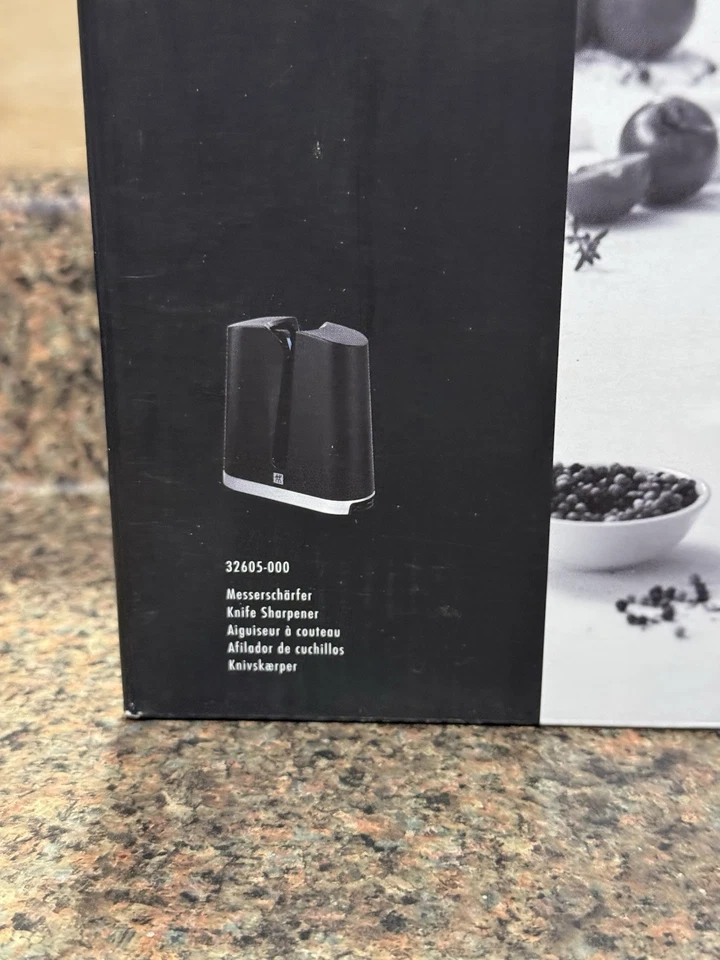 ZWILLING V-Edge Professional Knife Sharpener for Western and Japanese Knives - Image 2 of 3