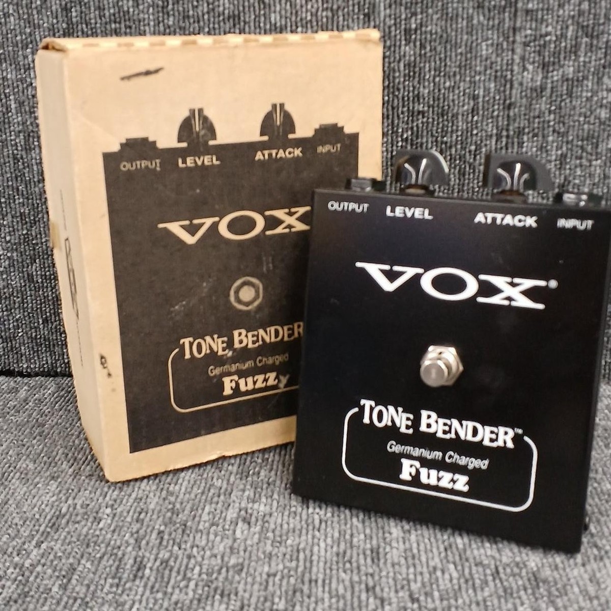 VOX Tone Bender V829 Fuzz Guitar Effects Pedal Used | eBay