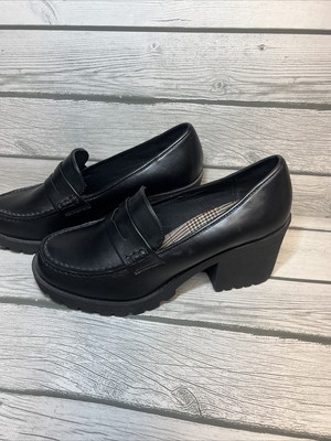 Soda “Kinder” Womens 10 Slip On Chunky Mid Heel Lug Sole Penny