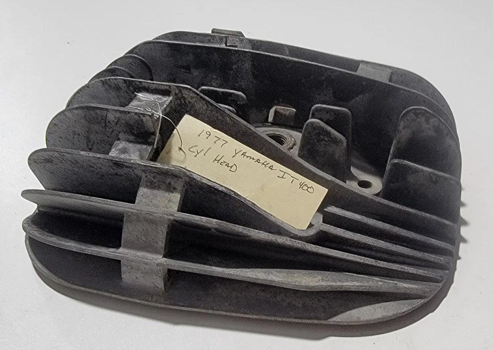 Головка блока цилиндров 1977 Yamaha IT400 IT 400 77 YZ400 - Изображение 3 из 4