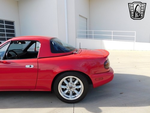 1990 Mazda MX-5 Miata - Picture 8 of 12