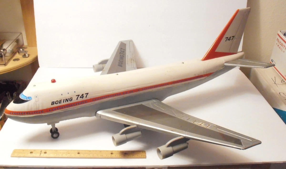 Boeing 747 Vintage Manufacture Diecast Aircrafts & Spacecrafts for