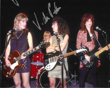 * VICKI PETERSON * signed 8x10 photo * THE BANGLES * COA *