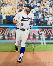 Chris Taylor Signed autographed Los Angeles Dodgers11x14 Photo w/PROOF COA