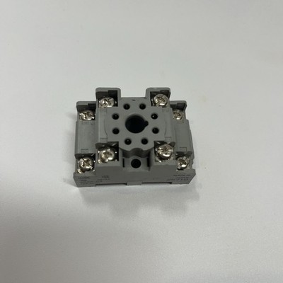 NEW Idec SR2P-05 Relay Socket Base 8-Pin 10A 300V ( E2-4) Lot Of 5