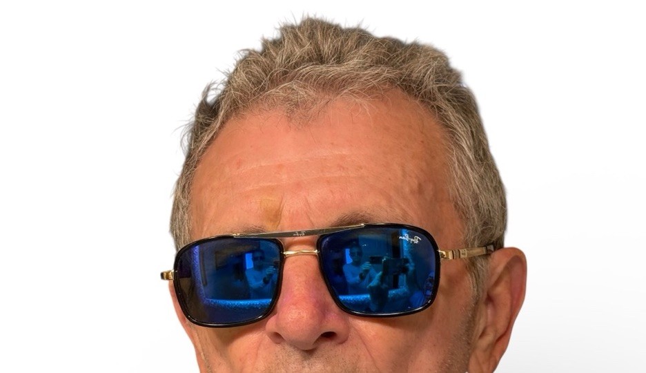 Ray-Ban RB4413 58-14-135 Sunglasses Black & Gold Square Blue