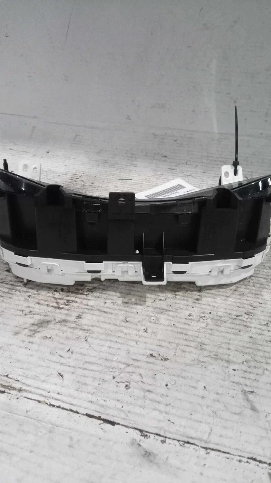 2022 Mitsubishi Outlander Sport Speedometer Gauge OEM White 62K Miles - Image 2 of 4