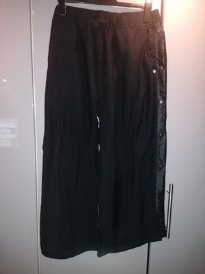 Tredy Culotte Gr.3 neu schwarz mit Seitenstreifen aus Satin mit Nieten