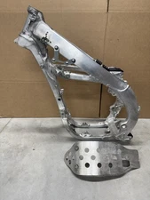 2020 Yamaha YZ450F OEM Frame B2W-21101-01-00 Chassis YZ450F 2020-2022 #0905