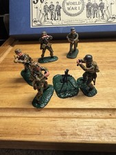 Soldiers Of The World WW II Waffen SS Mortar Unit Five Figure Set Vintage Rare