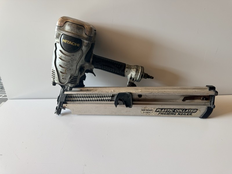 Hitachi NR 90AE 21° 21 Gauge Pneumatic Framing Nailer Air Nail Gun 120 PSI
