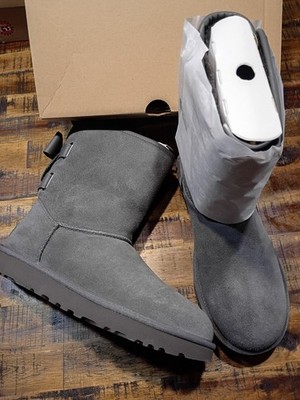 Women's UGG Short Bailey Bow LEATHER IN RARE CHARCOAL SZ 7.0 New In Box ! 