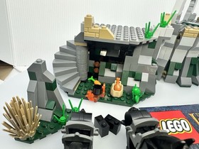 Lego LOTR 9472 Attack on Weathertop Used 100% Complete With Instructions