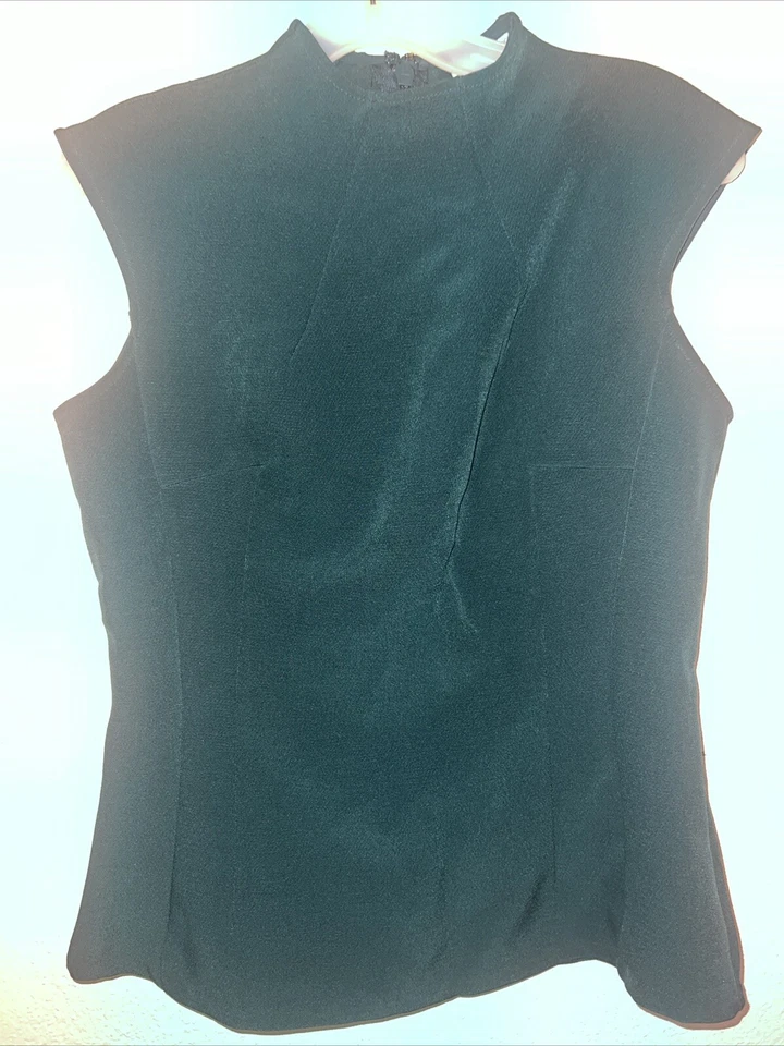 Eva Mendes NY&C Women suit Size 4 Top & Skirt High Neck Strait Skir Light weight - Image 2 of 4