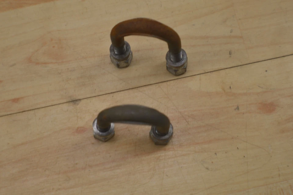 Parafusos U de montagem guidão OEM Harley Davidson/Aermacchi, 73-75, Z90, #45635-72P - Imagem 2 de 4