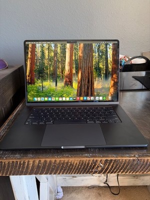 Apple MacBook Air 15.3'' Appl2 M2 Laptop - Midnight (MQKW3LL/A) 2023