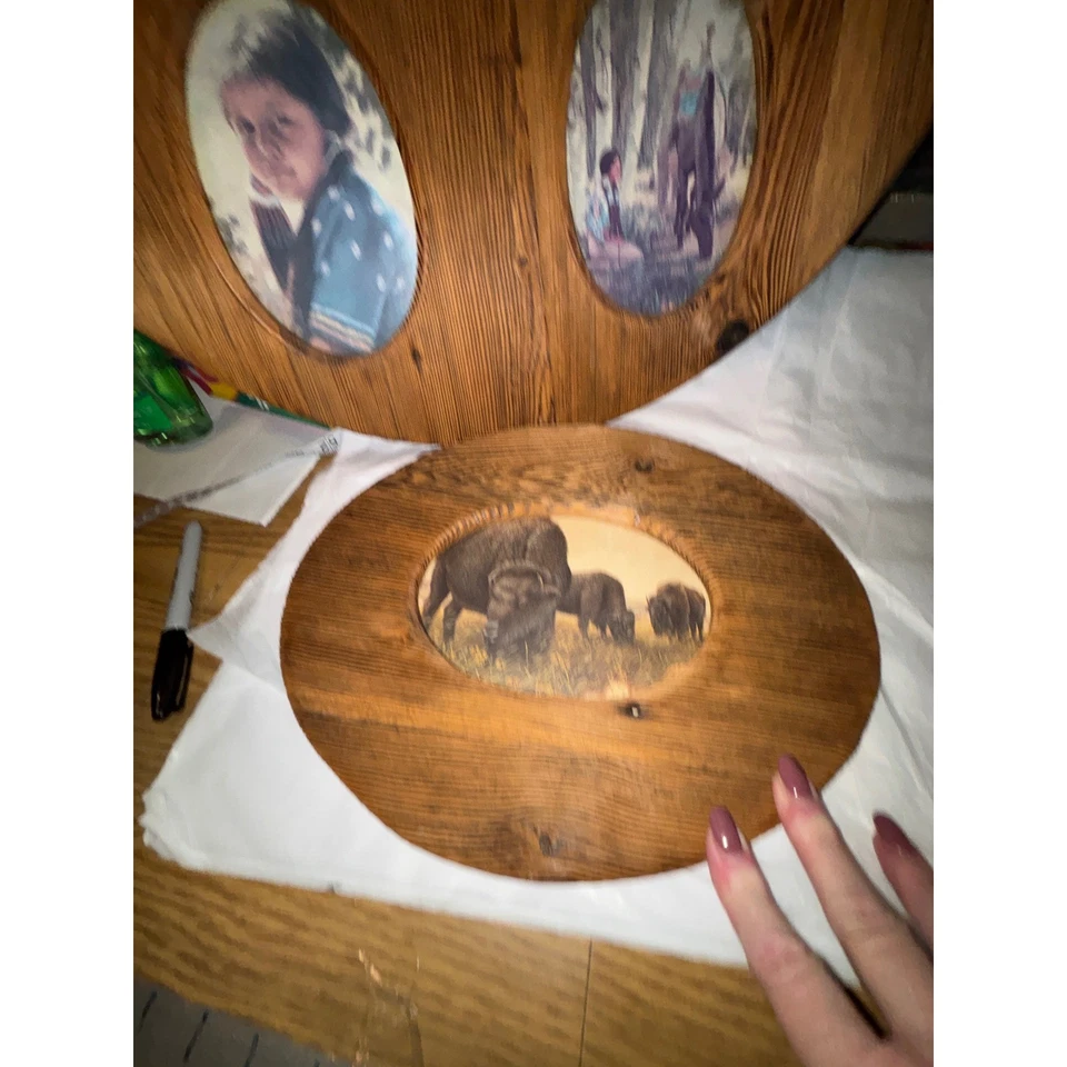 Vintage Rustic Wood Round Picture Frame Native American Theme Wall Decor - Image 2 of 4