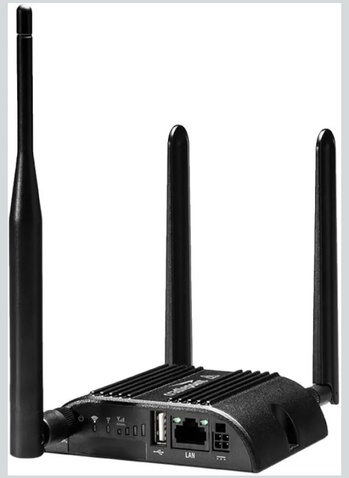 Cradlepoint IBR200 Series IBR200-10M VZ NetCloud 4G LTE Cat 1 Single Mode Router - Image 2 of 4