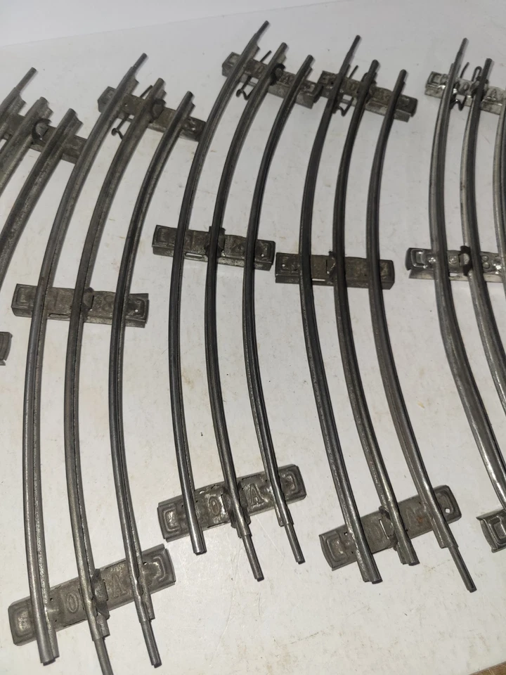 Vintage Marklin 3 Rail #8 Track (7) curved pieces - prewar - O Gauge  - Image 3 of 4