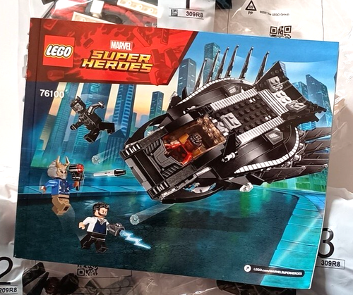 LEGO Marvel Super Heroes Black Panther Royal Talon Fighter Attack 76100 ...