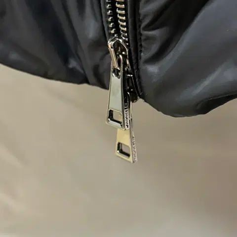 Moncler Boedik Women's Down Jacket Black Fox Fur Full Set 149997020 thumbnail 8