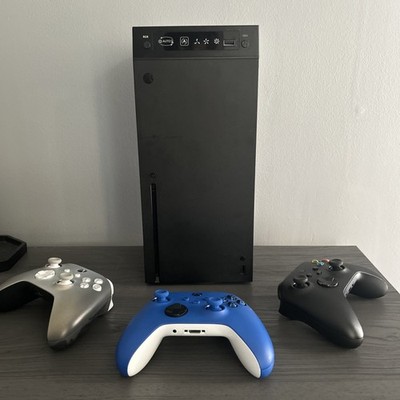 Microsoft Xbox Series X 1TB Console Gaming System Carbon Black + 3 Controllers