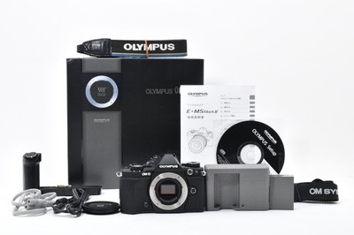 Olympus OM-D E-M5 Mark II 16MP Mirrorless Camera Body w/ HLD-8G N.Mint #2789645