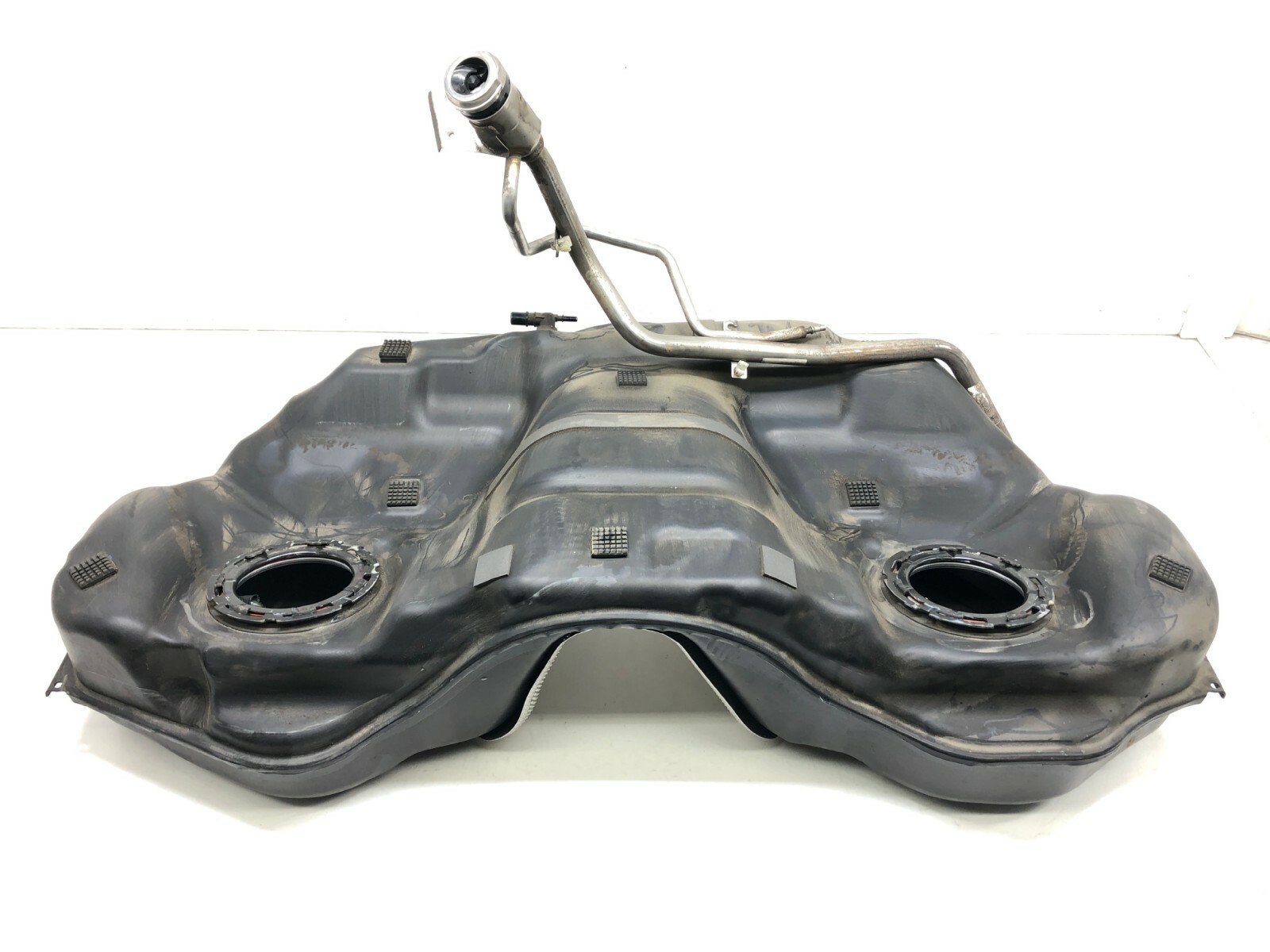 2014-2020 MASERATI QUATTROPORTE GTS GAS TANK OEM #NOTE.