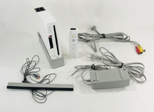 Nintendo Wii RVL-001 Console + Controller and All Cords - Works Great!