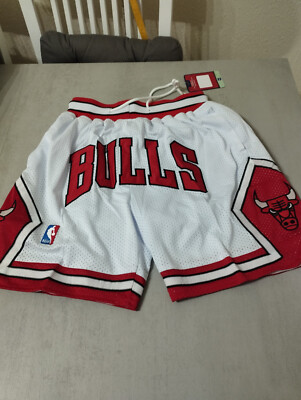 PANTALON DE LA NBA DE LOS CHICAGO BULLS BLANCO. TALLA S,XL,2XL,3XL.