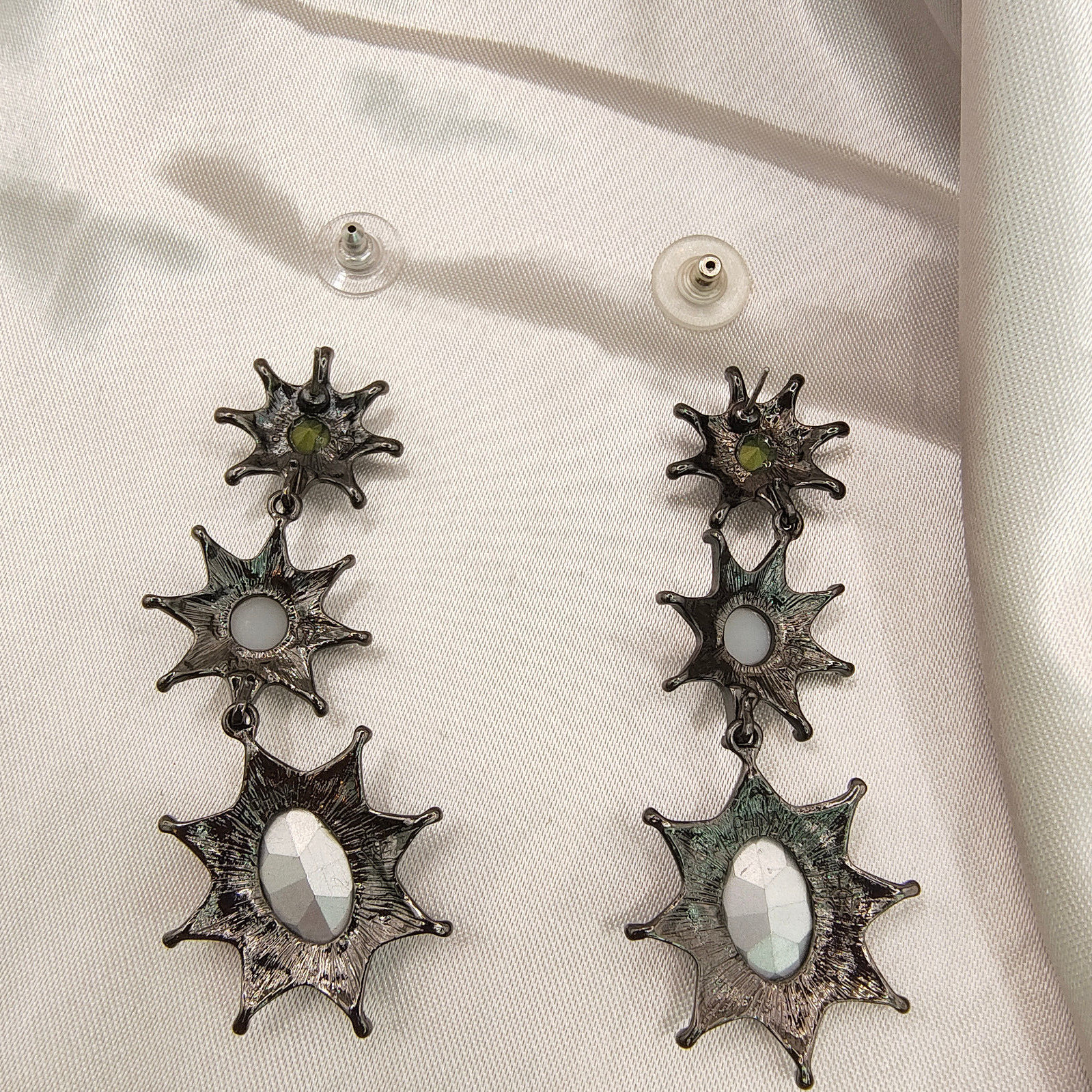 Hutton Wilkinson Earrings Rhinestone Starburst St… - image 19