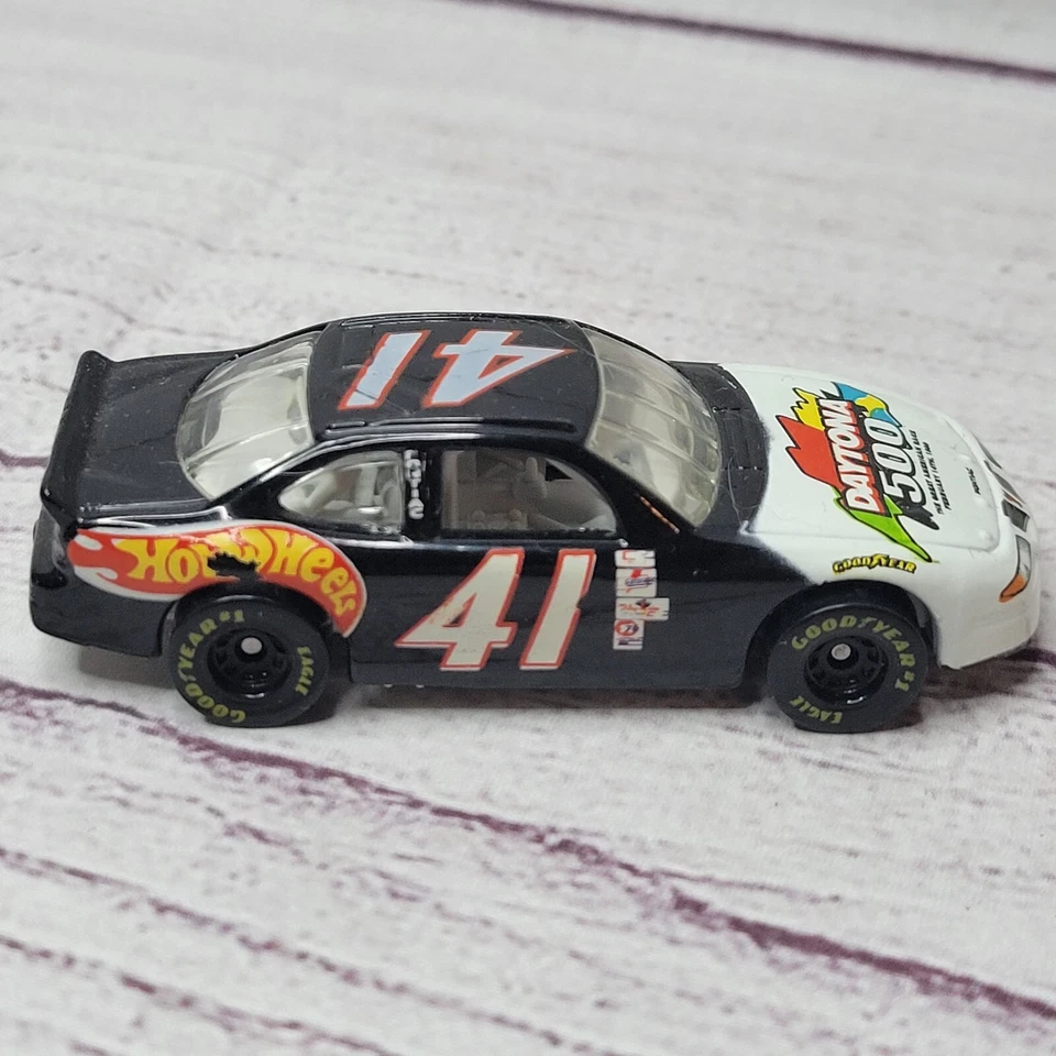 Pontiac Grand Prix #41 1996 Hot Wheels Daytona 500 fundido a presión escala 1/64 Foto 4 de 4