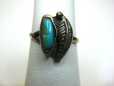 VINTAGE NATIVE AMERICAN OLD PAWN STERLING/TURQUOISE RING SIZE 5 1/2