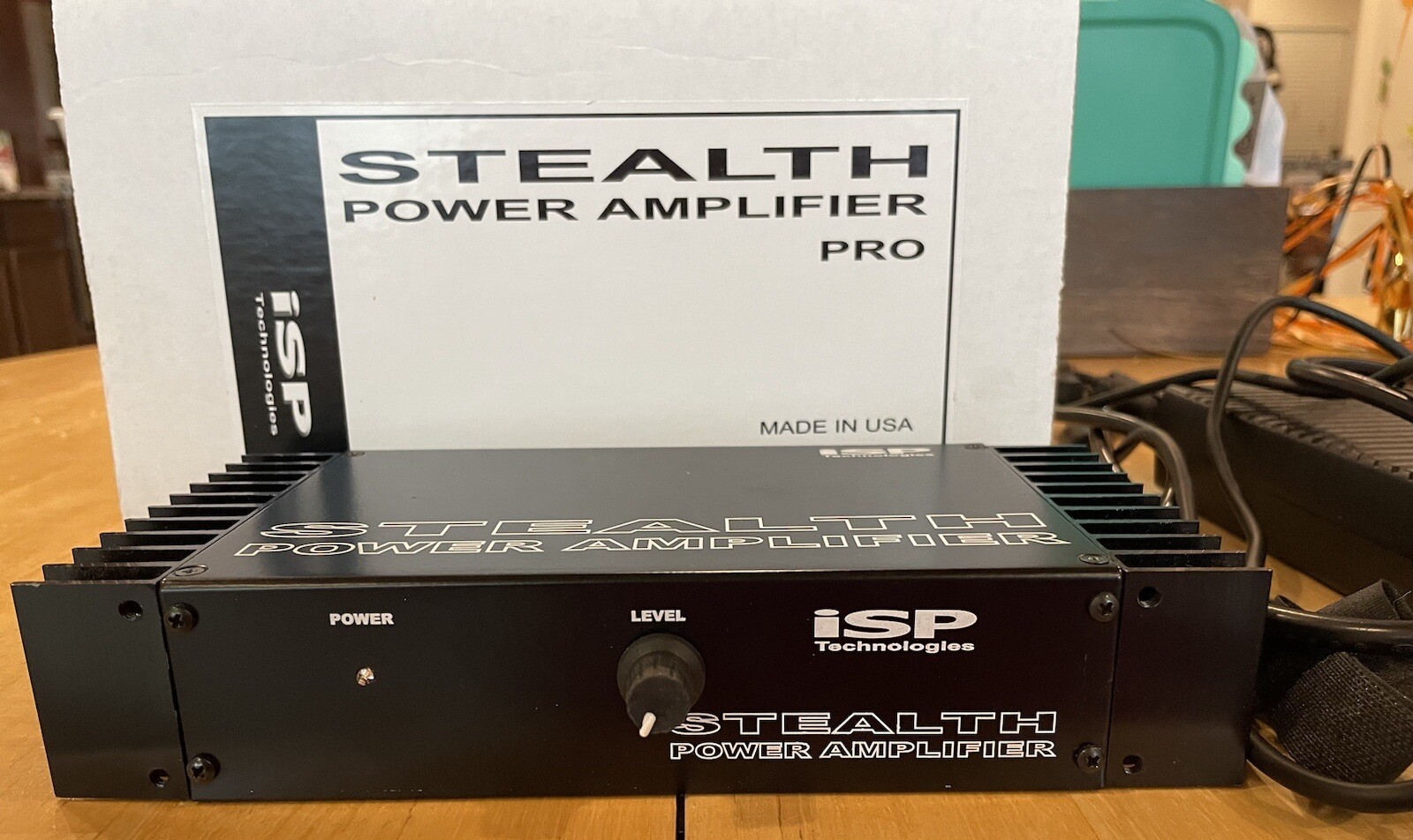ISP Technologies Stealth Pro Power Amplifier! 180W of POWER! Pedalboard
