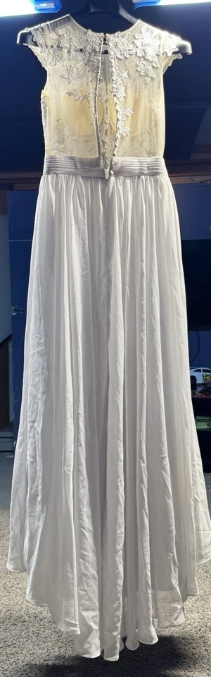 Vestido de novia chino tradicional Chuangyi Kongjian blanco talla 9 Foto 2 de 4