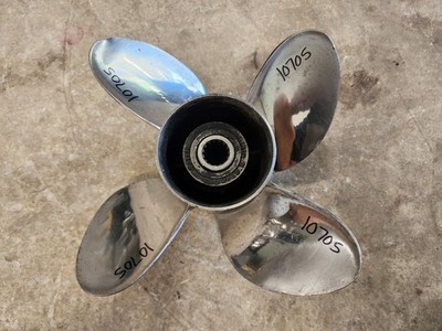 4 BLADE 13 1/4'' X 27P OMC EVINRUDE  SHOOTER SS PROP, 431719, 15 SPLINE, P10705