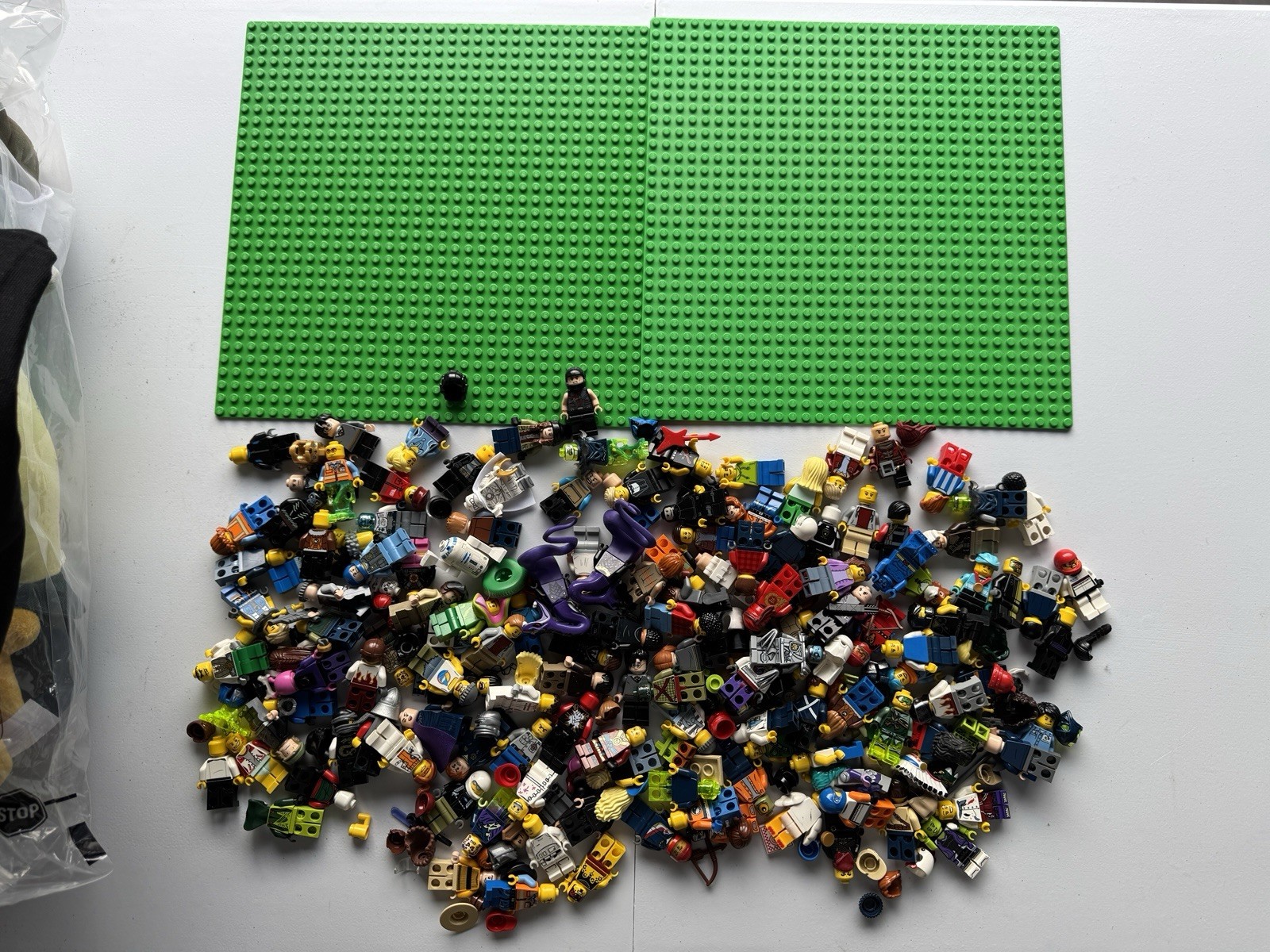 About 150 Mixed Lot LEGO Minifigures Figs Mixed Sets Parts Replacement People