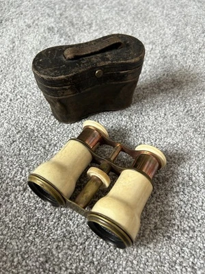 Antique Opera Glasses In Original Case - Image 1 of 4
